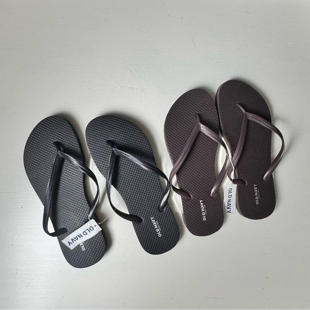 Old Navy Black and Brown Two Pack Summer Style Sandals Sz 7 NWT